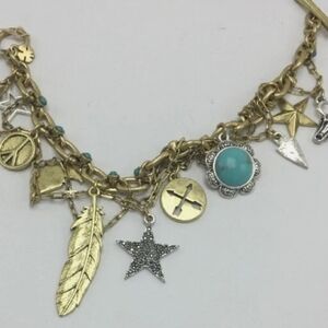 Lucky Brand American Gold Tone Charm Bracelet 7.5"